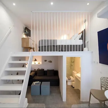 The House Of 8 Mykonos 3*