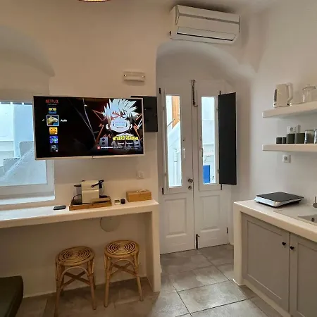 The House Of 8 Mykonos Apart Otel 3*