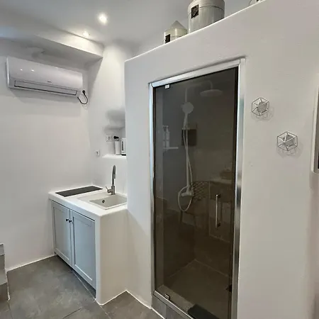 The House Of 8 Mykonos Apart Otel 3*